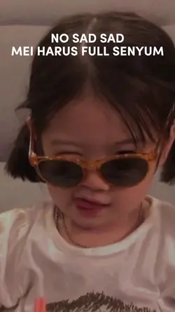 Mei full senyum 