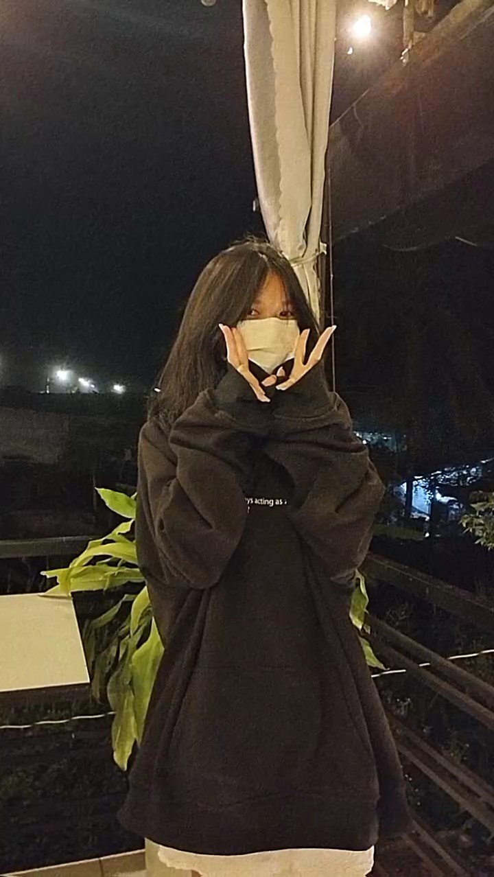 រាហ៊ូចាប់ច័ន្ទ- ថេណា