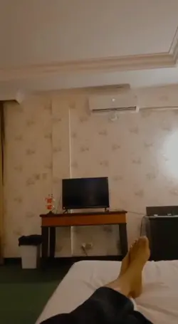 Prank tidur di hotel