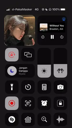 Iphone music |