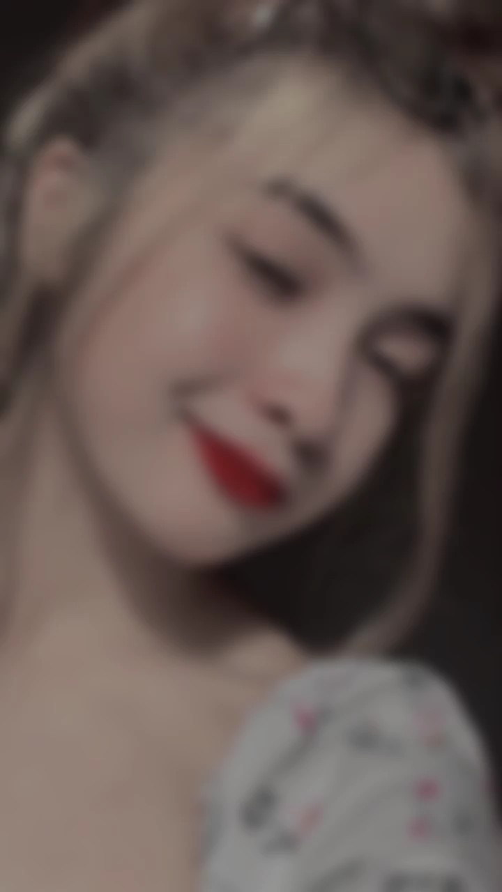 darari blur intro