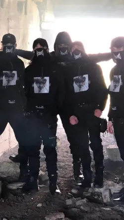 Foto Bergeser +Lirik
