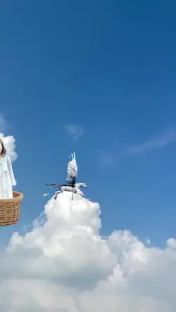 Con ngựa bay chở bé