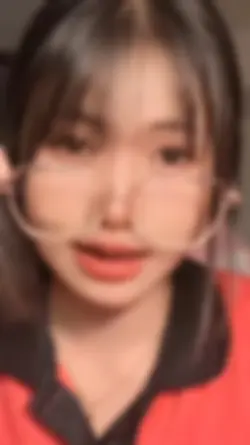 แฟนคนแรกชื่ออะไร