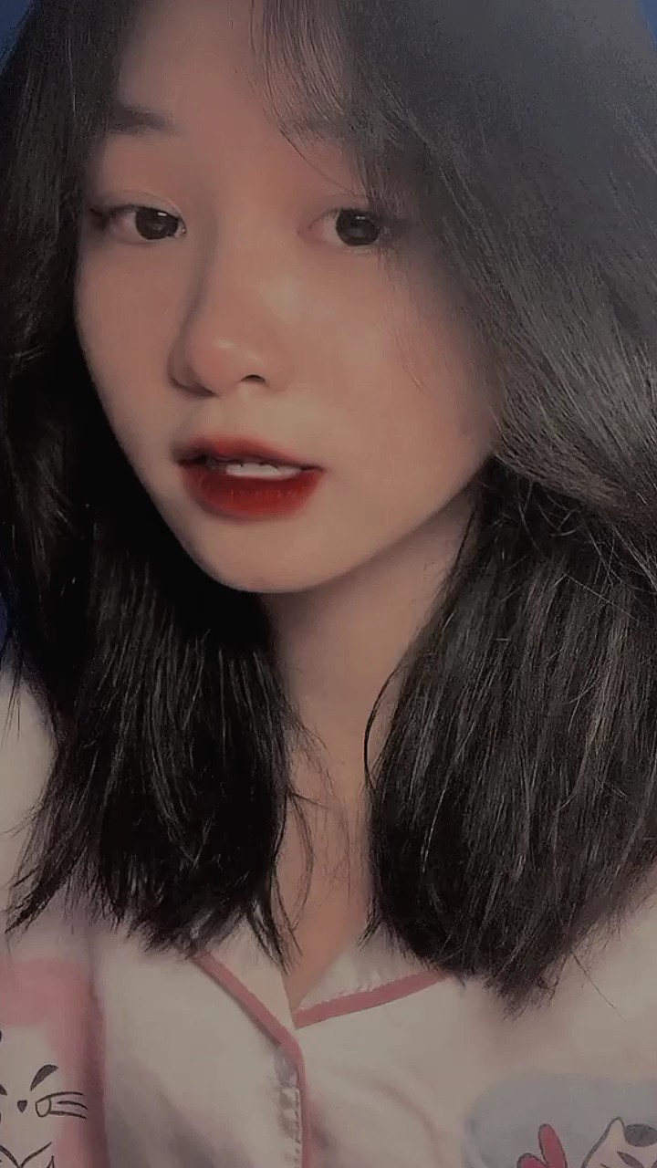 1 video + 1 ảnh 