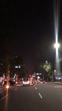 VLOG MALAM ESTETIK🤪