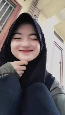 1 video + 4 foto
