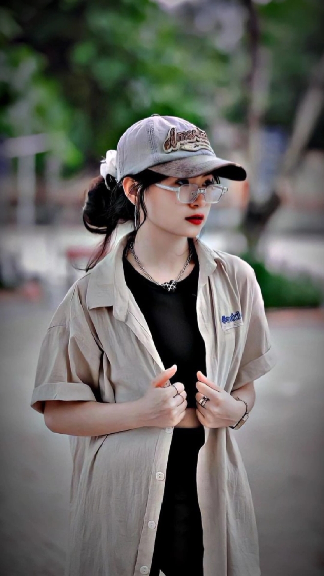 TREN LAMBAT LAMBAT