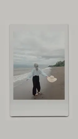 Polaroid Tanpa lirik