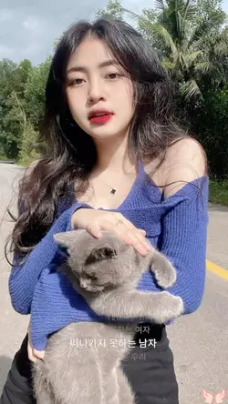 Lyric + màu