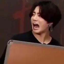 사진 67장으로 만든 템플릿