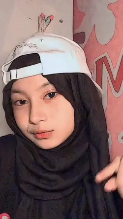 mencuri perhatian ku