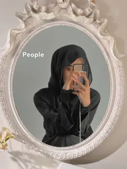 Selfie with mirror 