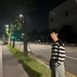 너 아닌 척하지마