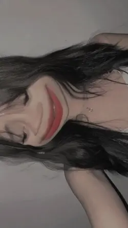 slwomo x ugly face