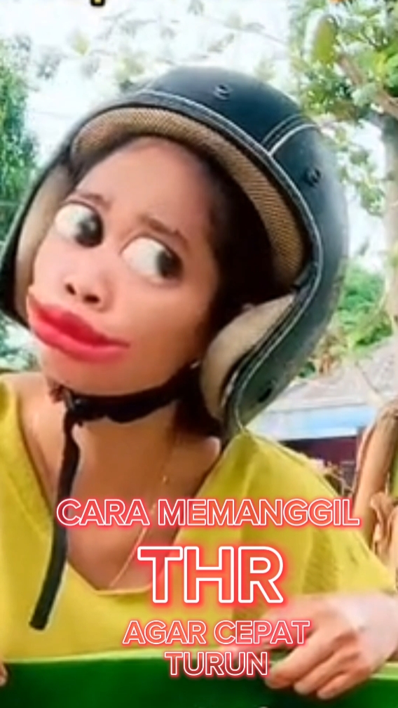 Memanggil THR