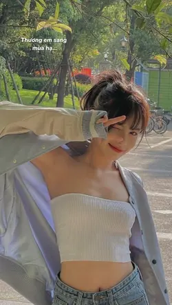 Thương em khi mùa