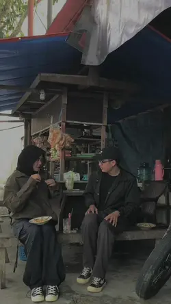 1 video + 4 foto