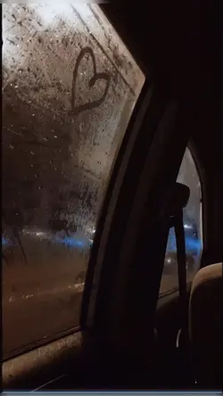 Anh chỉ là người e 