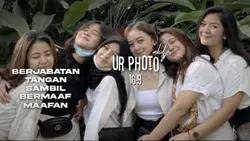 berjabatan tangan 