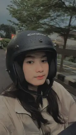 1 VIDEO 12 FOTO