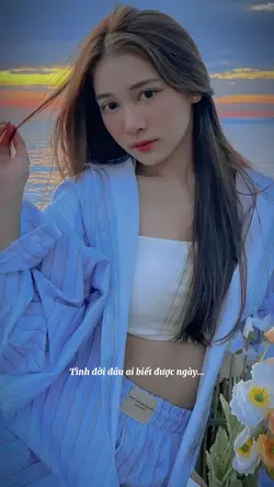 ĐÔNG PHAI MỜ DÁNG AI