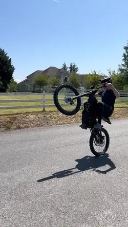 Surron wheelie edit 