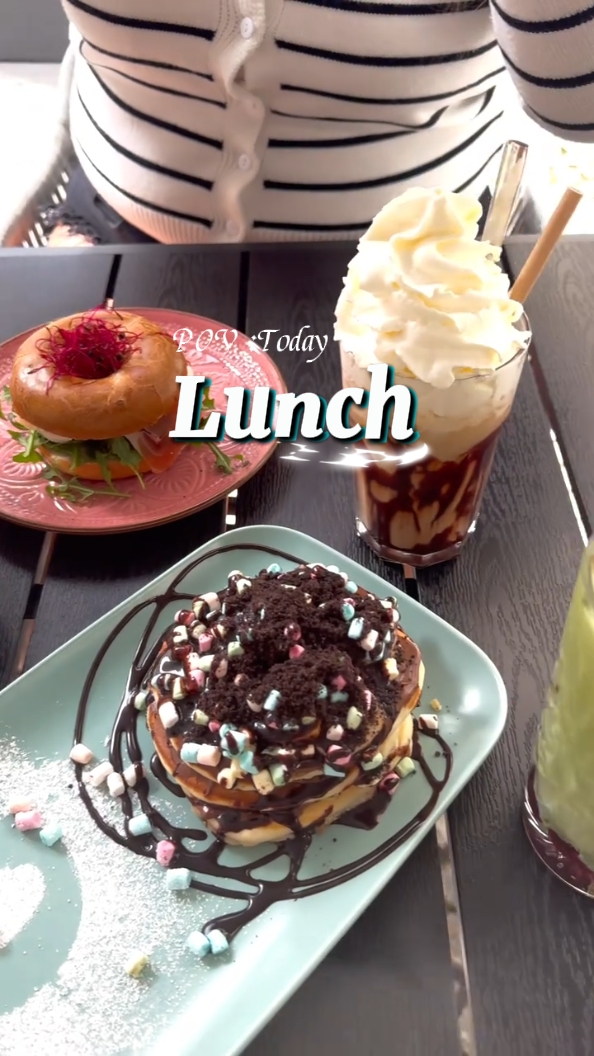 makan siang hari ini 