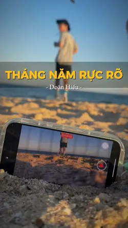 Tháng Năm Rực Rỡ 