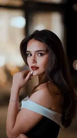 MODEL [TOP] 🌚⚡️