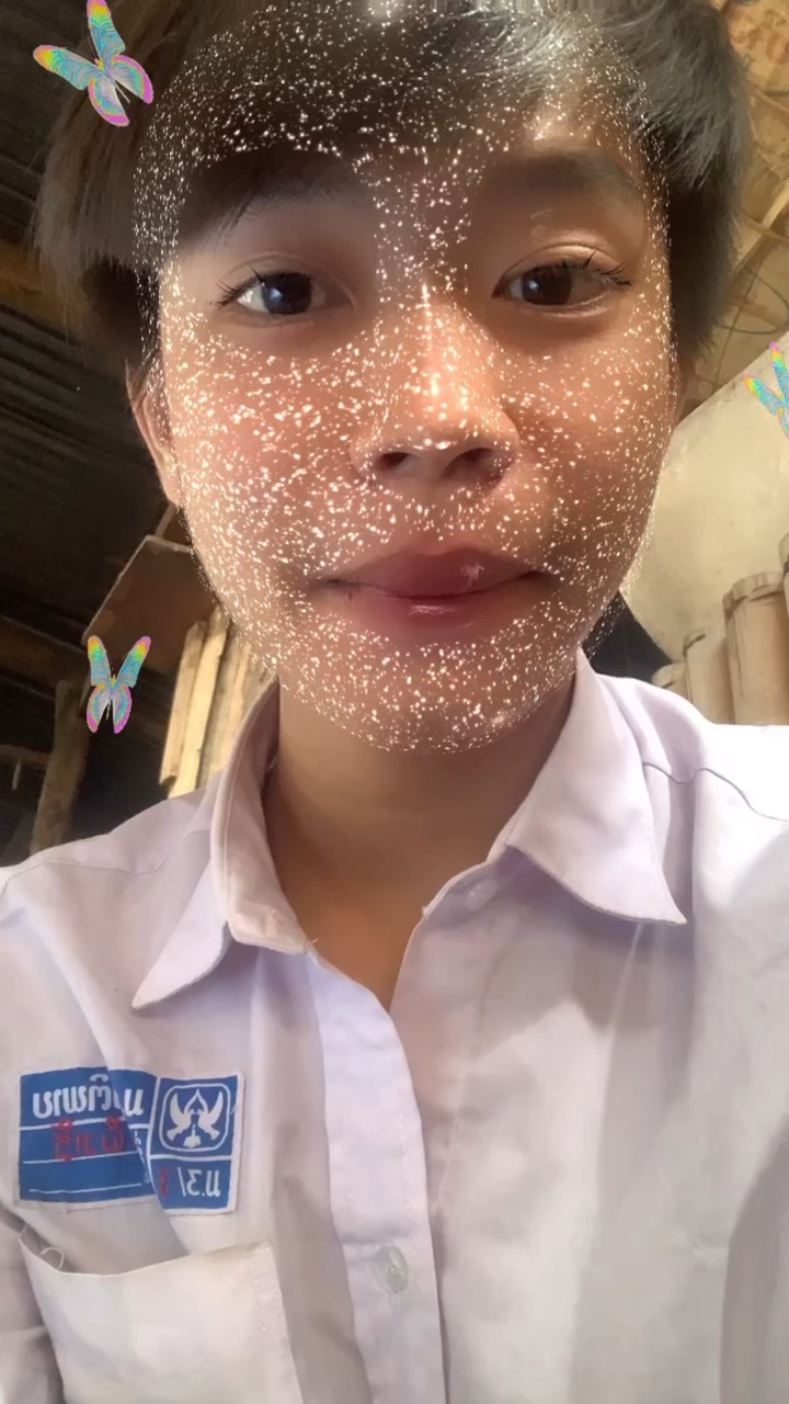 ຕັ້ງໃຈຮັກກະເຈັບ😔☺️