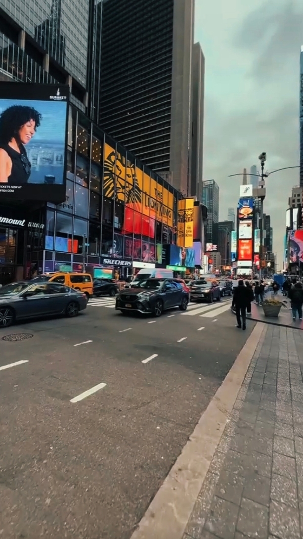 City vlog trend