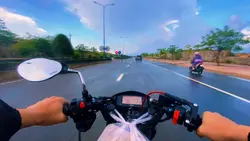 Mẫu Chạy xe Ngang 