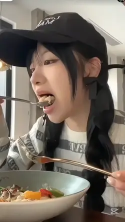 eating fancam 