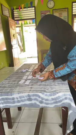 Belajar dan bermain