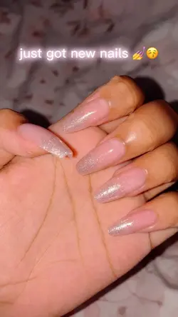 just got new nails 💅
