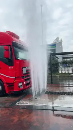 truck washing
