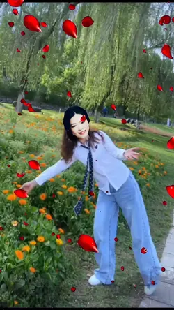 Thêm 4 đoạn video