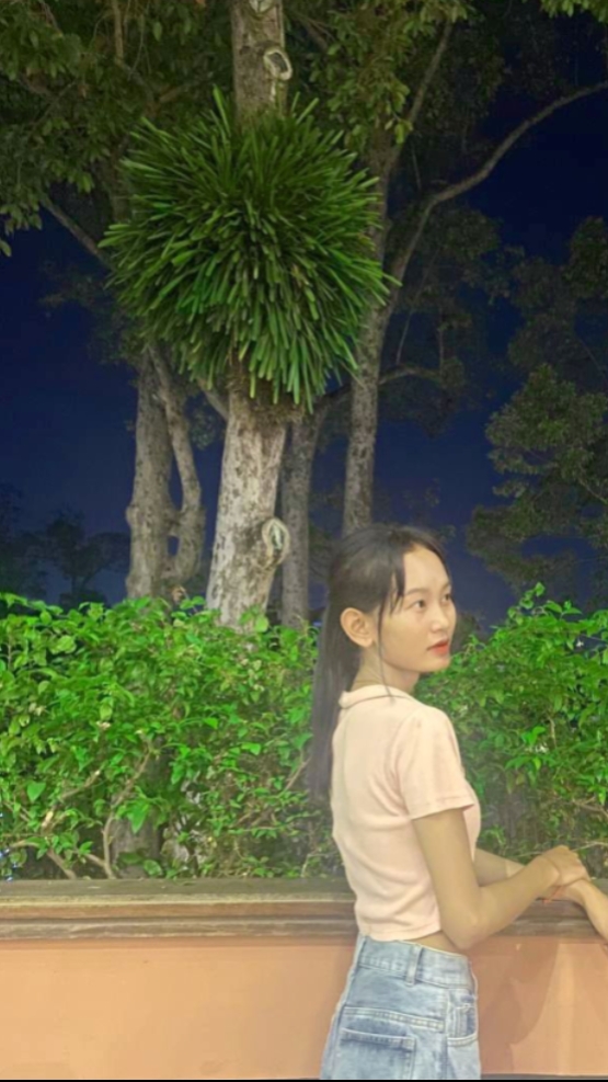 ពិភពលោកនេះគឺឃោរឃៅចឹង