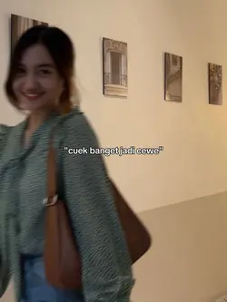 "cuek bgt jadi cewe"