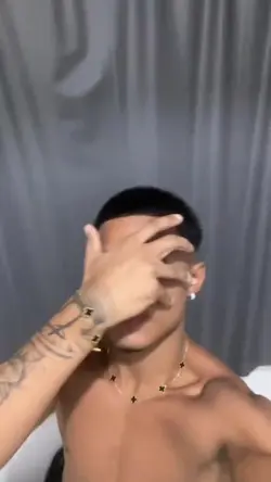 nas redes sociais...