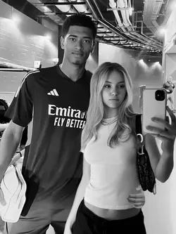 photo with jude