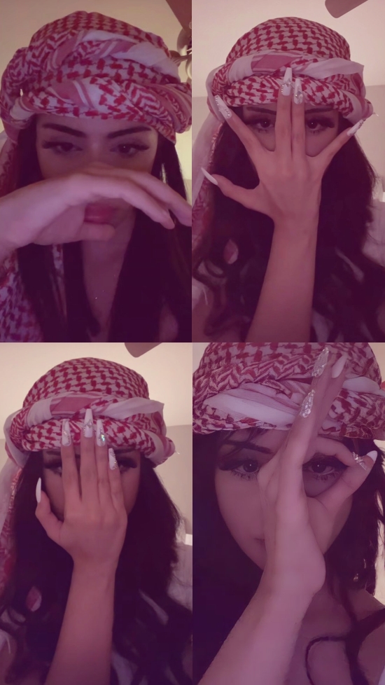 4 pics