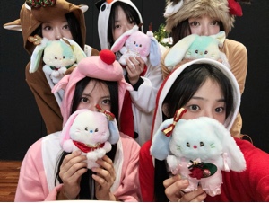 한 쪽 팔이 아픈데 이거 모죠 ..