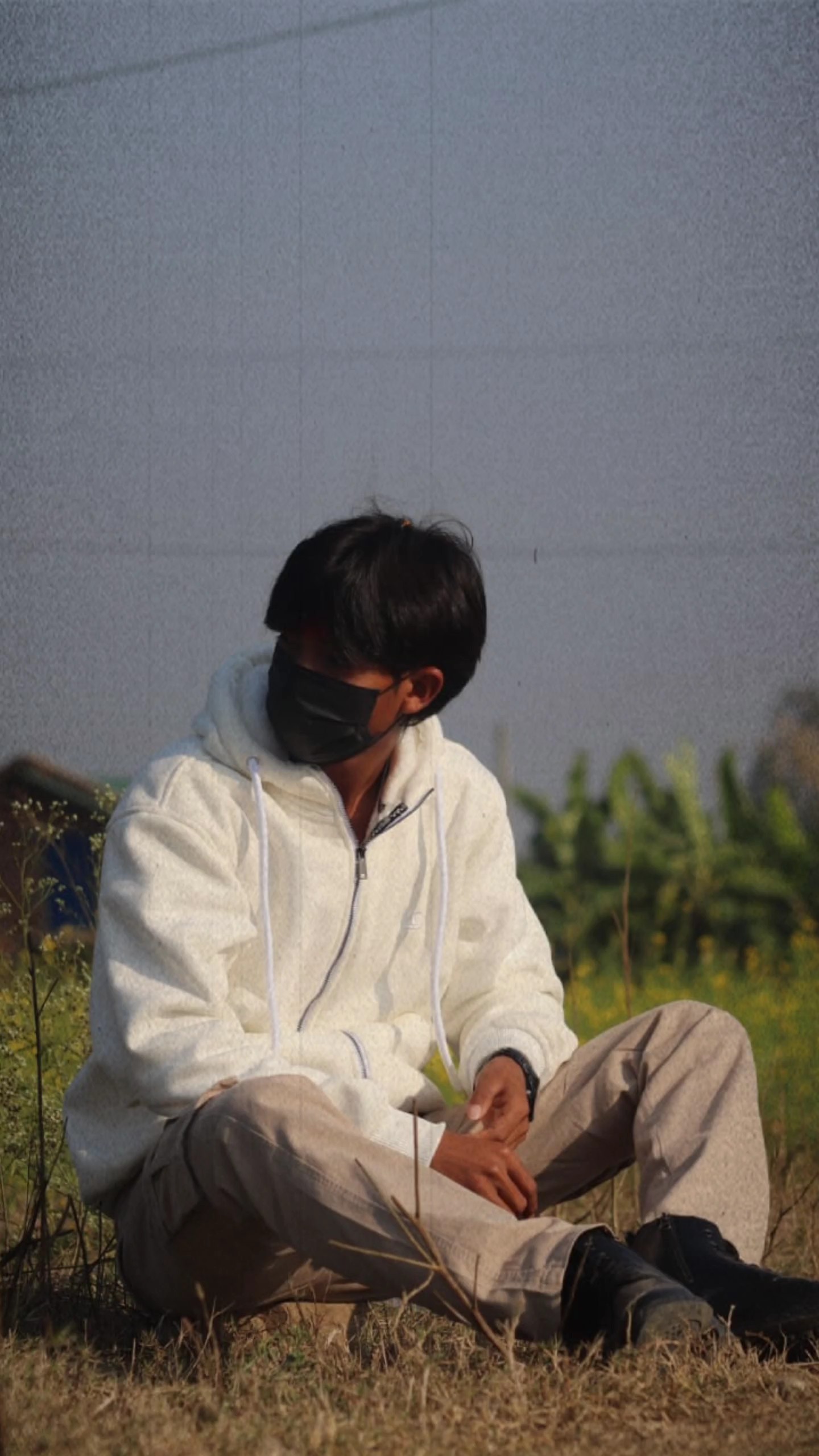 Gale Laga kar dekhna