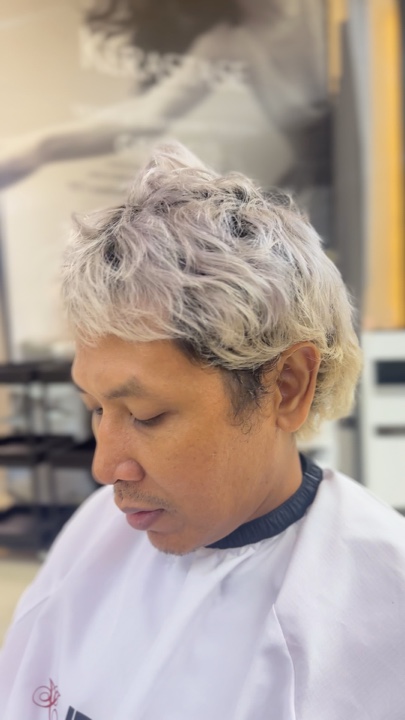Le pouvoir de la coupe de cheveux