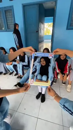 Tren Frame Kertas