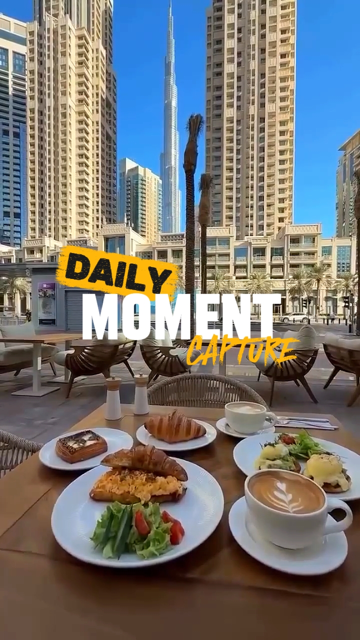 DAILY MOMENT CAPTURE