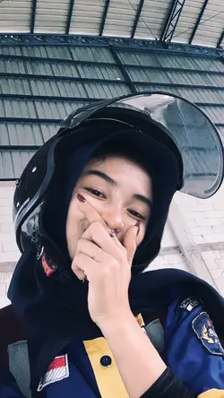 jenuh aku mendengar