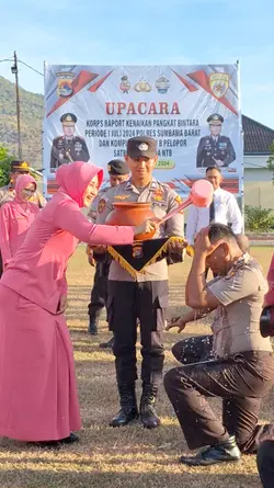 Naik Pangkat Polri
